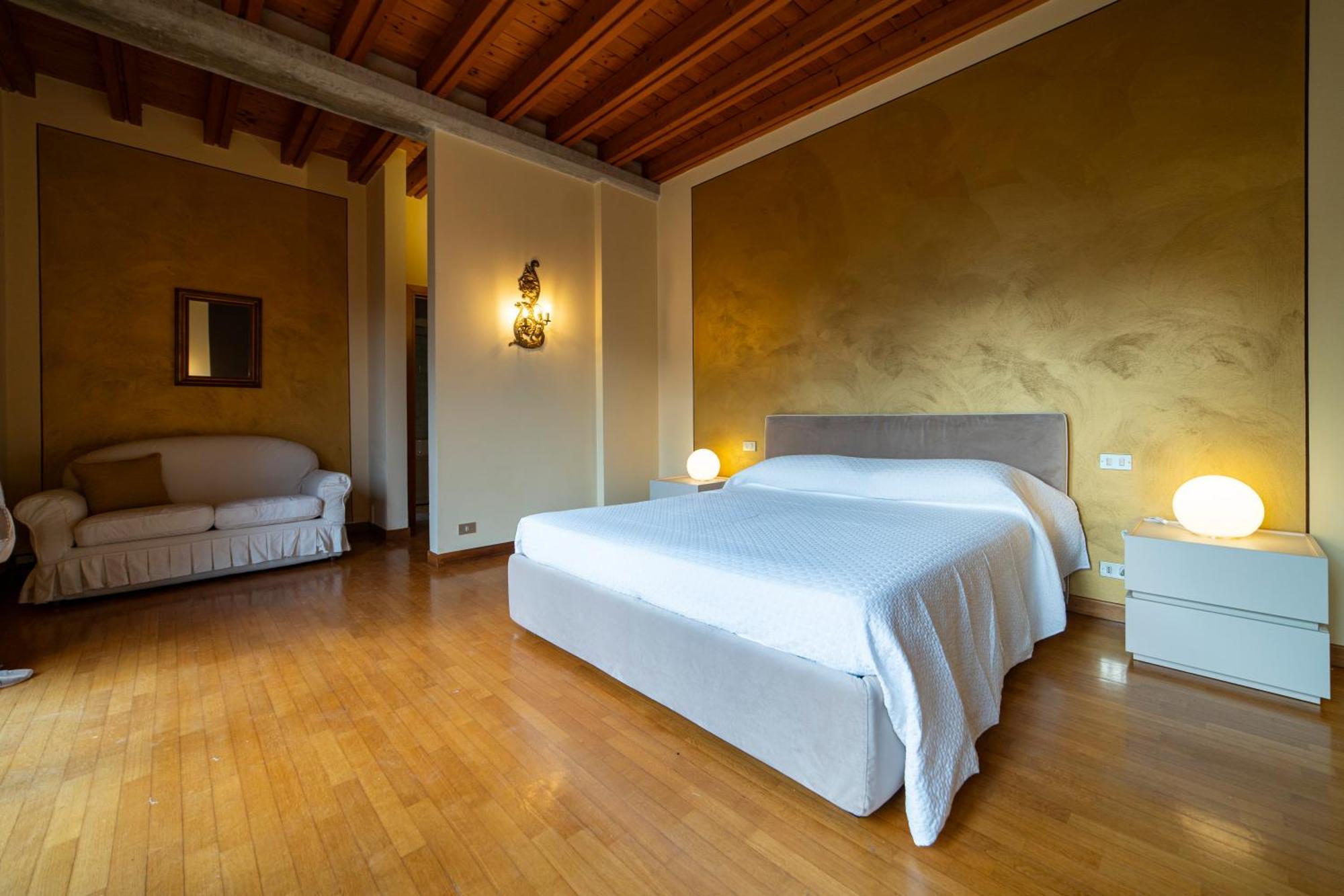 Casa Degli Ulivi * Sale Marasino